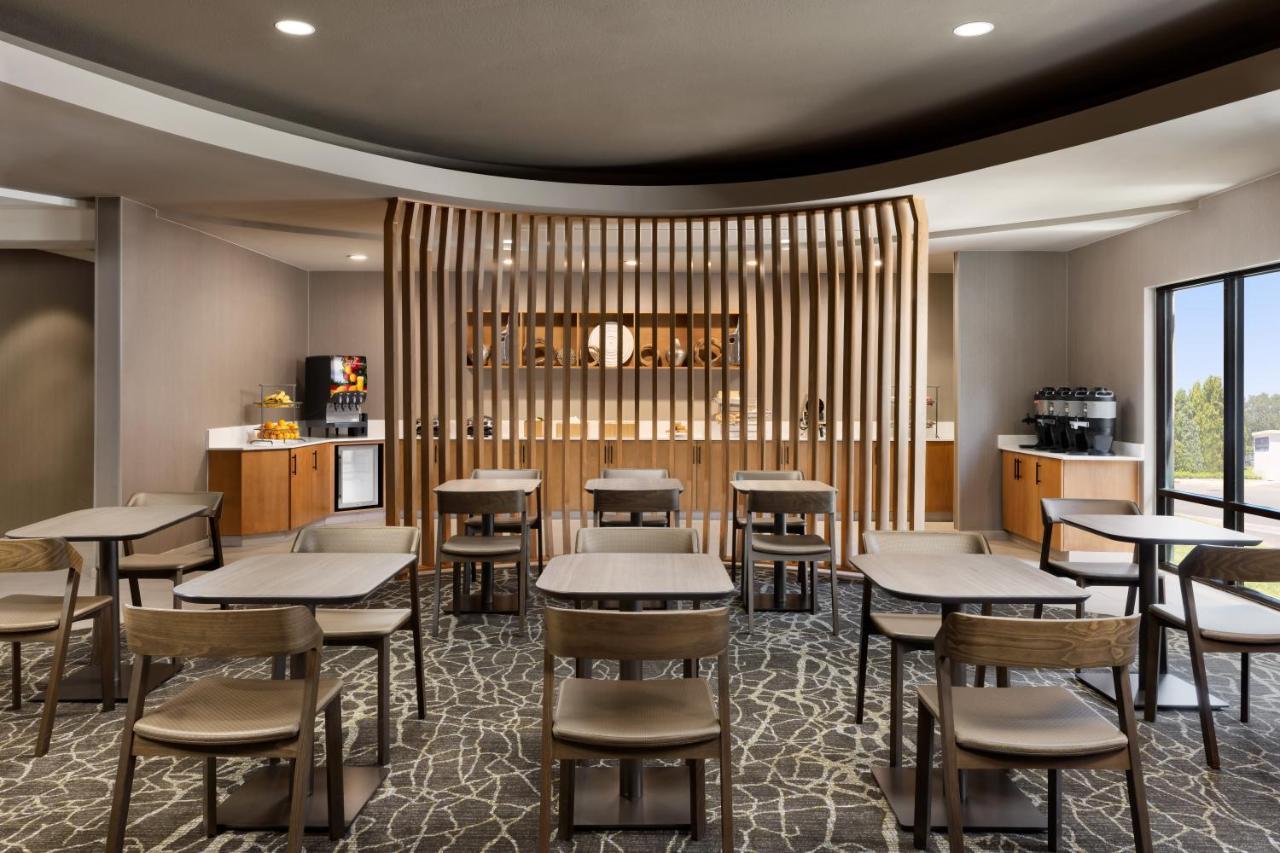Springhill Suites Fresno Dış mekan fotoğraf