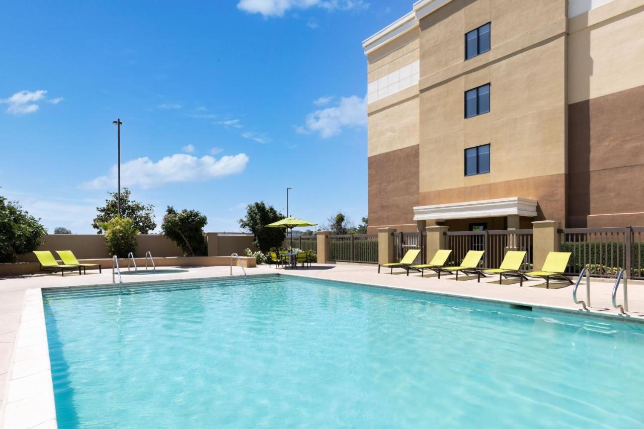 Springhill Suites Fresno Dış mekan fotoğraf