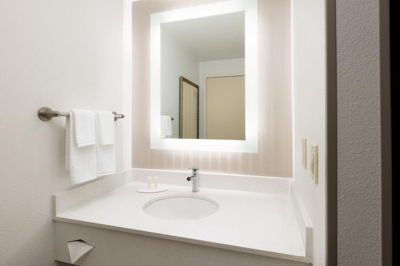 Springhill Suites Fresno Dış mekan fotoğraf