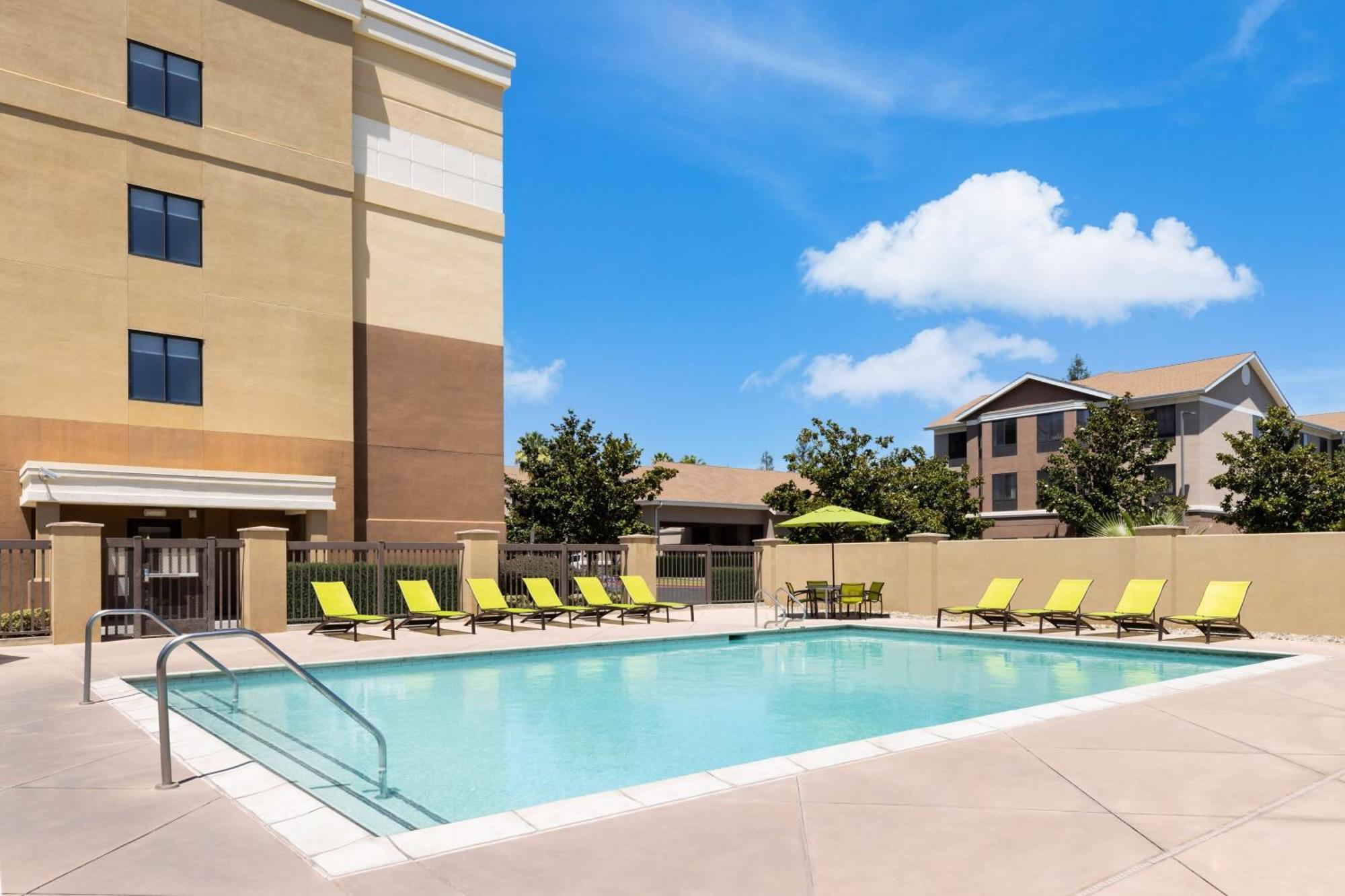 Springhill Suites Fresno Dış mekan fotoğraf